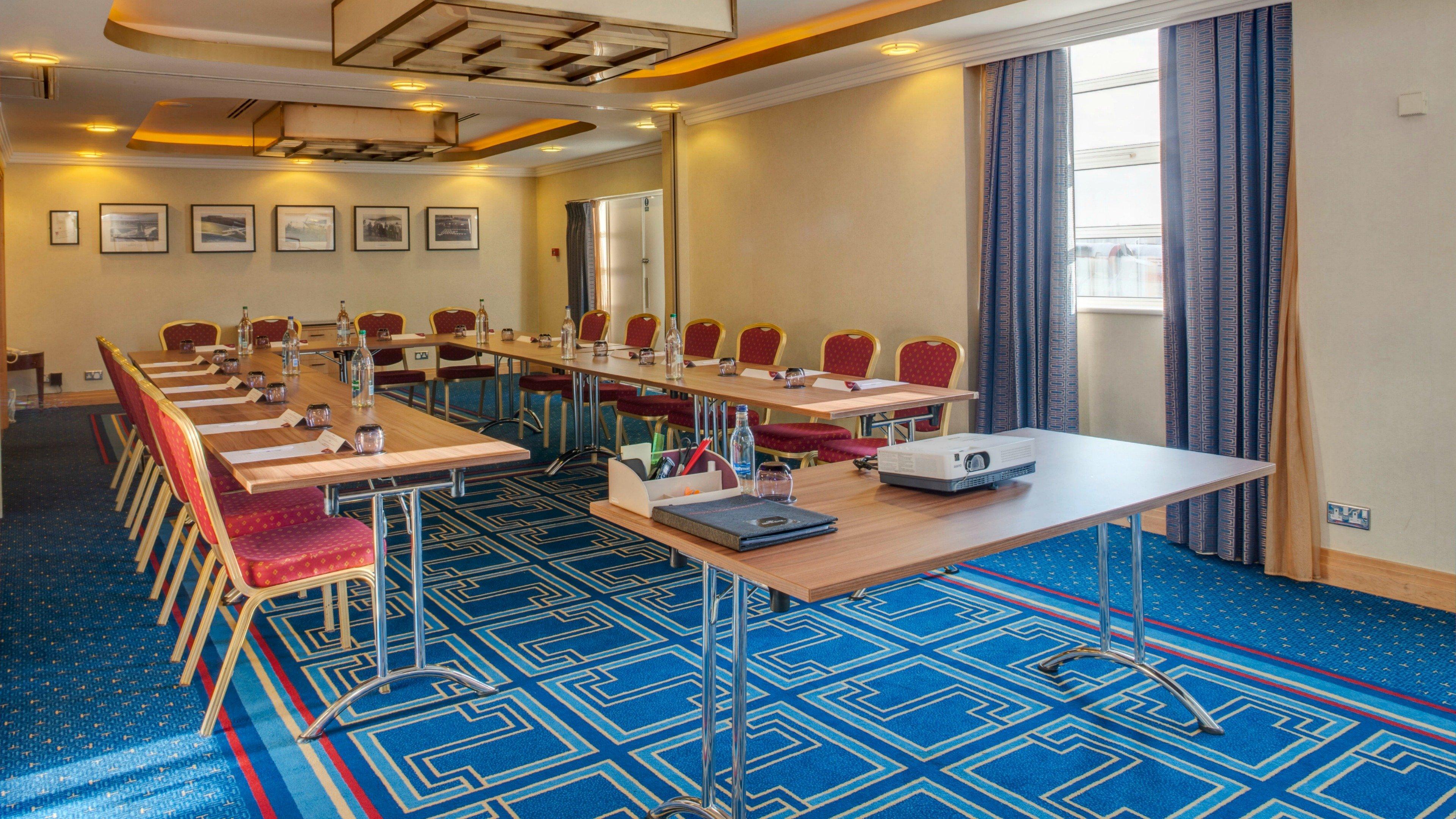 Crowne Plaza Liverpool - John Lennon Airport By Ihg Exterior photo